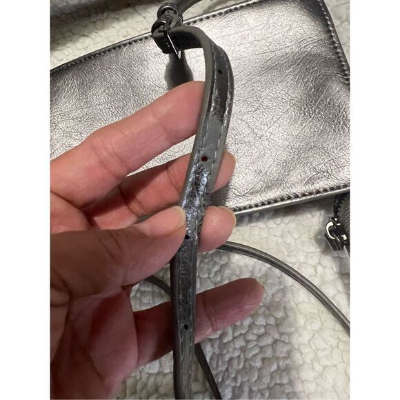 Crossbody    - Picture 7 of 7